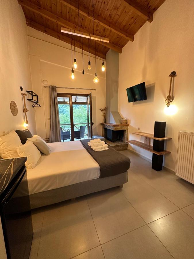Μούσες Aparthotel Kalavryta Bagian luar foto